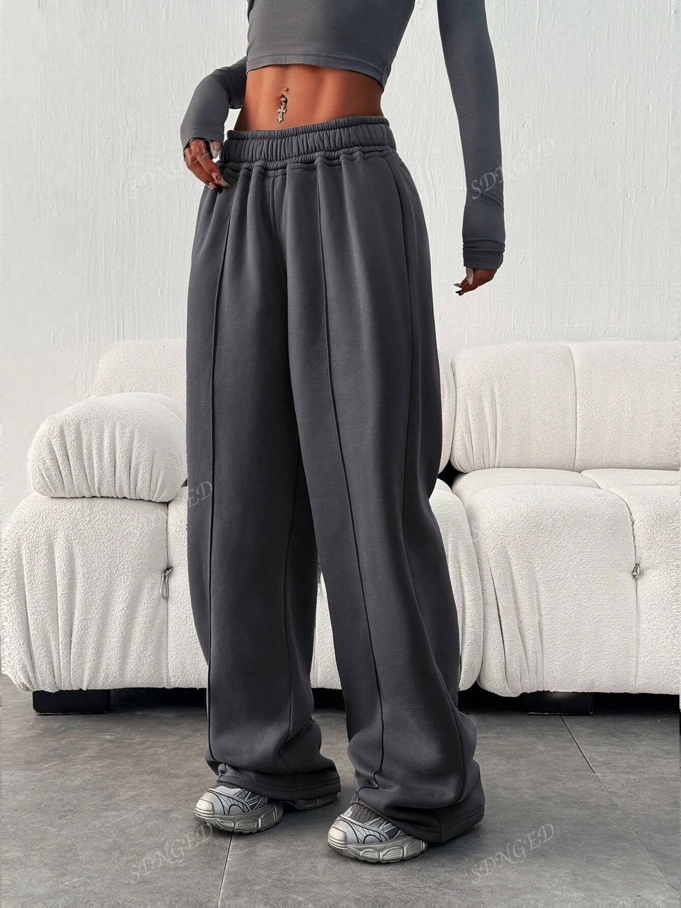 Oversized Wide-Leg Sweatpants – Casual & Comfortable