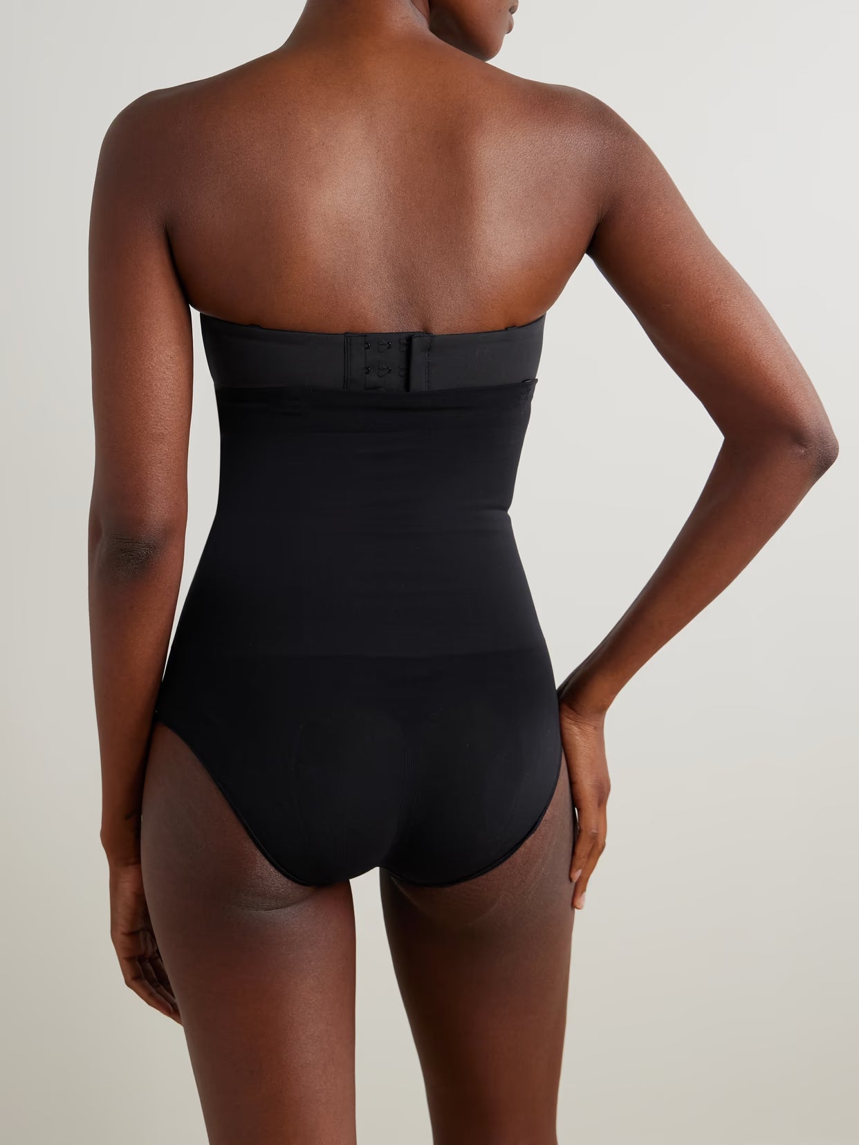 SKIMS - Core Control High Waist Briefs - Onyx