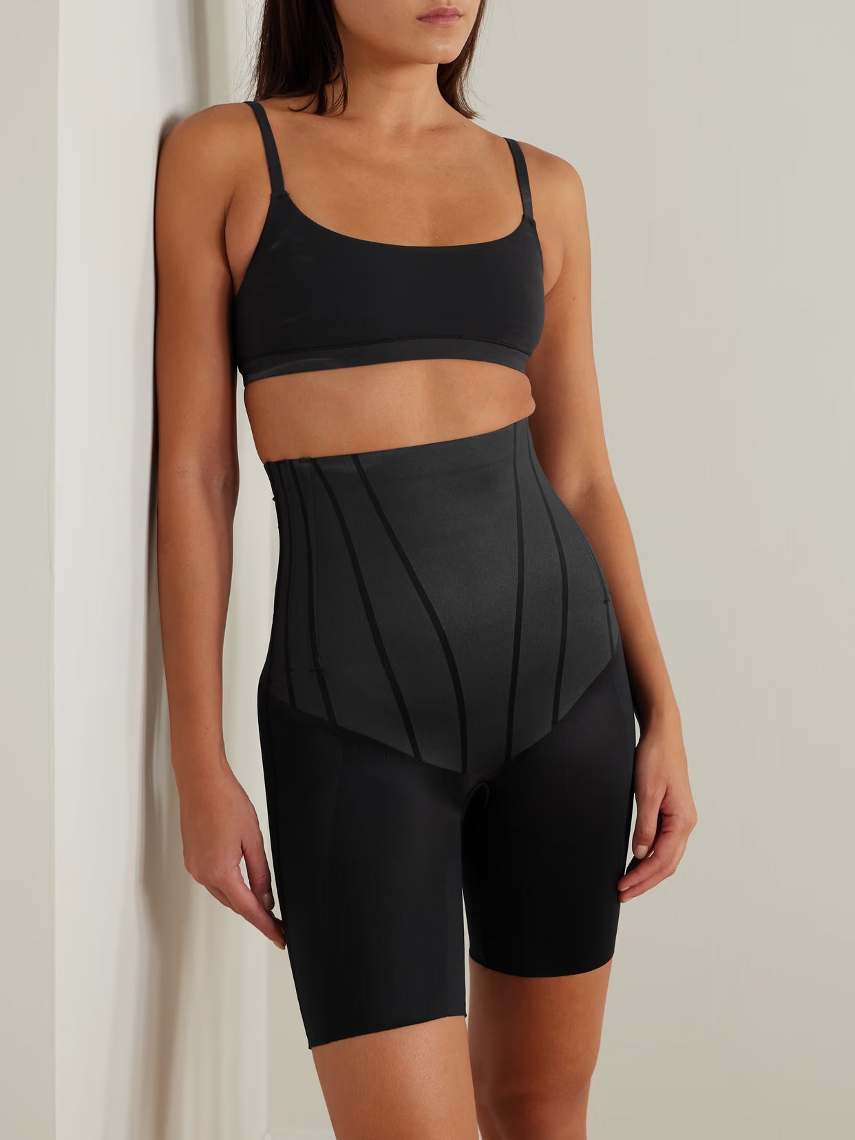 Spanx - Spanxsupersculpt Totalcontour High-waisted Mid-thigh Shorts - Black