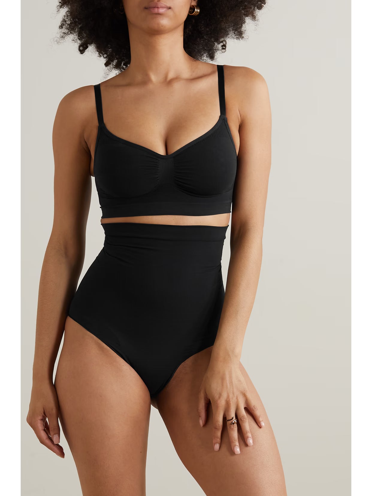 SKIMS - Seamless Sculpt High Waist Brief - Onyx
