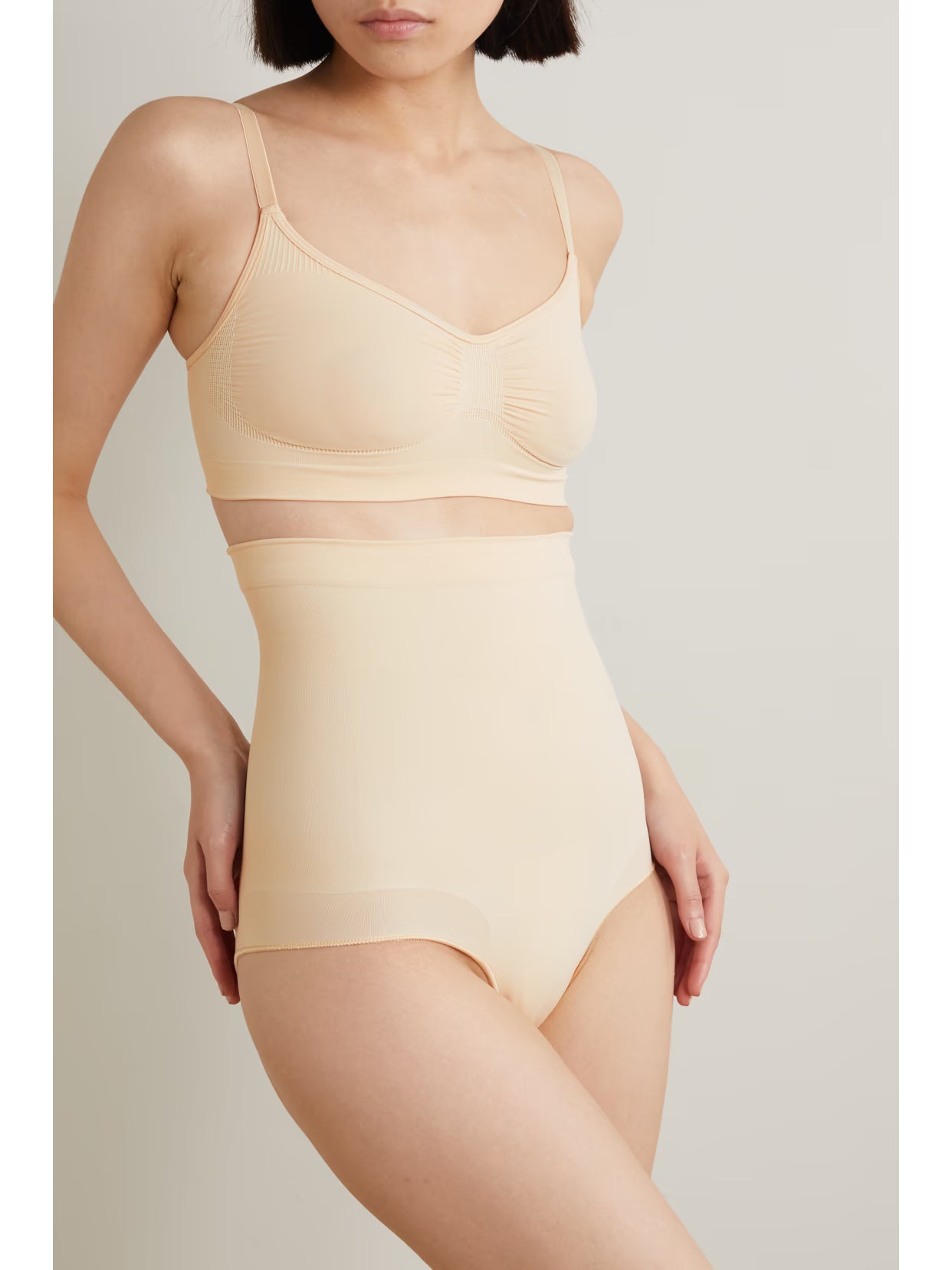 SKIMS - Seamless Sculpt High Waist Brief - Sand