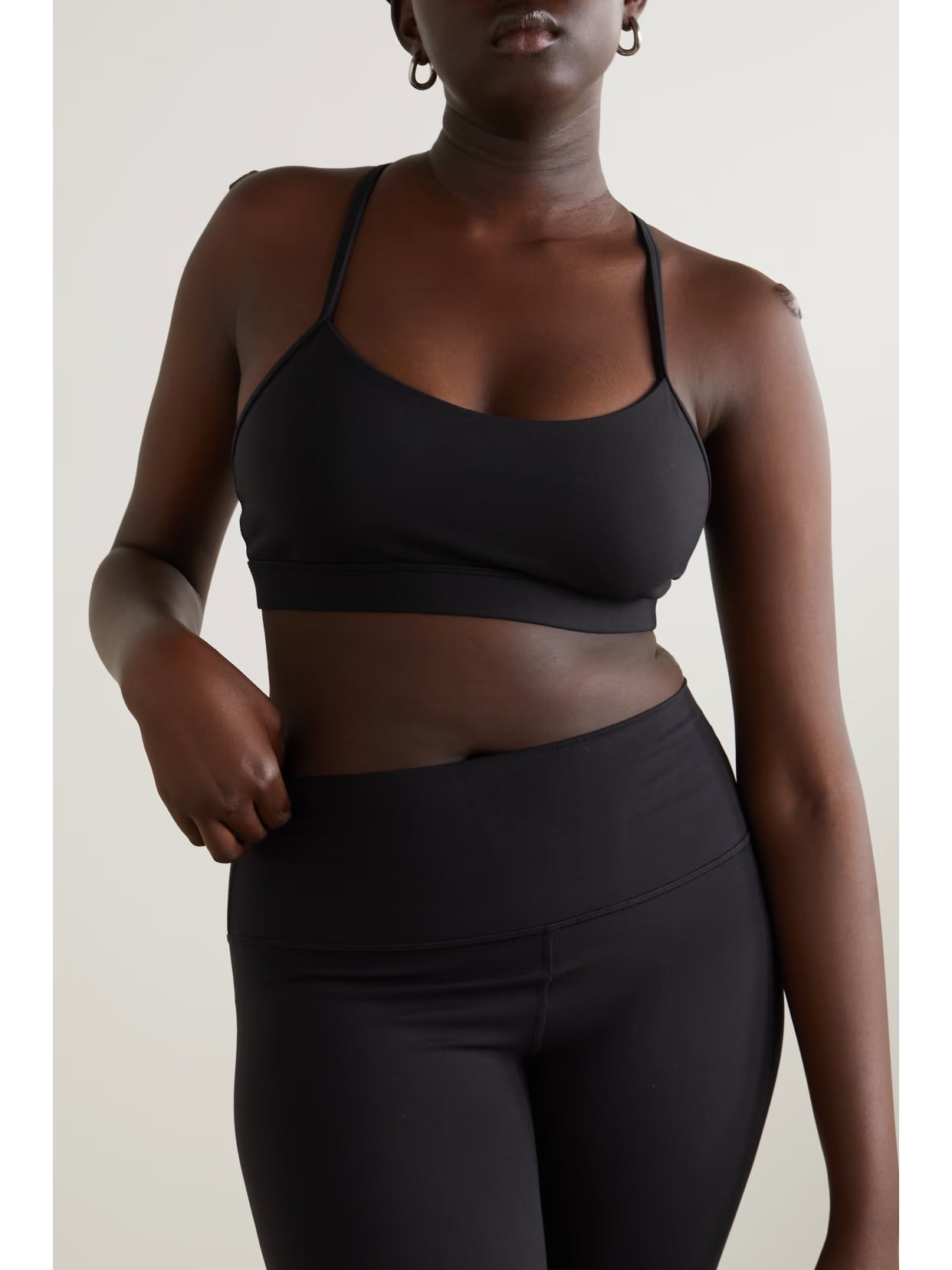 lululemon - Flow Y Nulu Sports Bra - Black