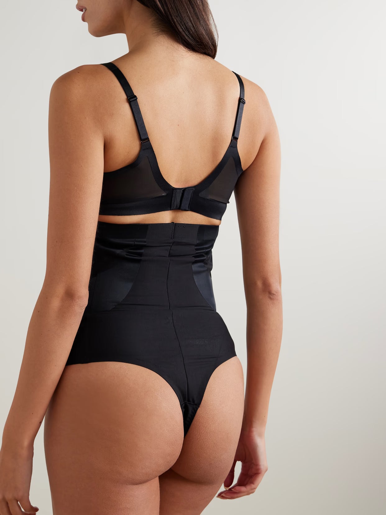 Spanx - Spanxsculpt Seamless Power High-waisted Stretch Thong - Black