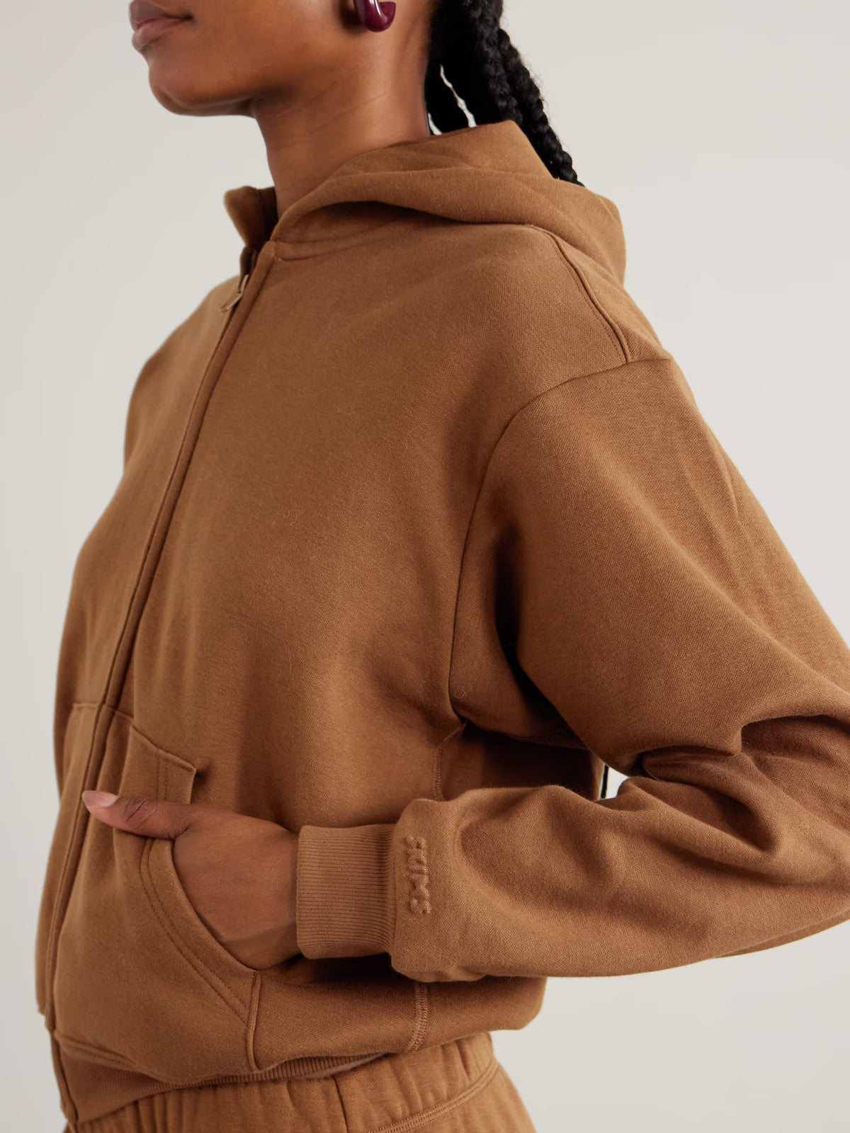 SKIMS - Classic Zip Up Hoodie - Bison