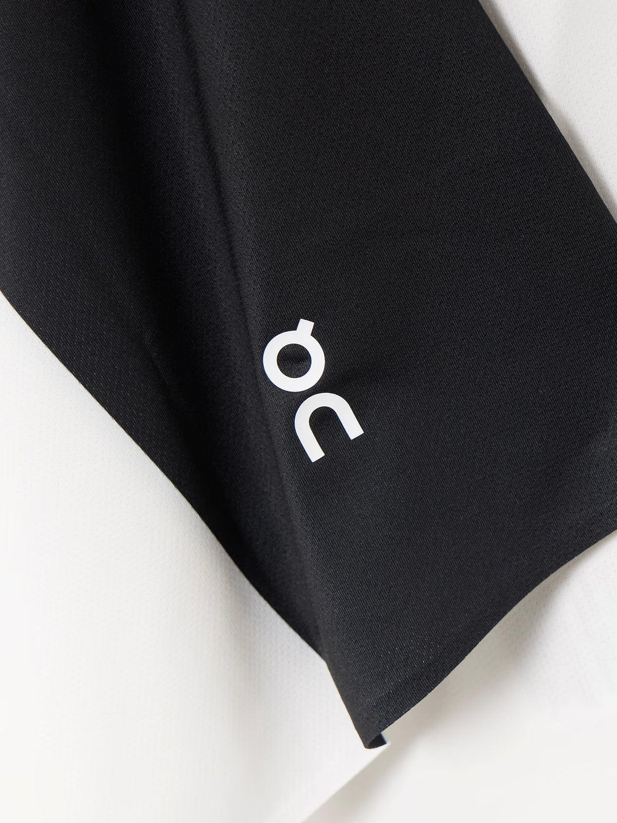 ON - Court Printed Stretch Recycled Tank - White