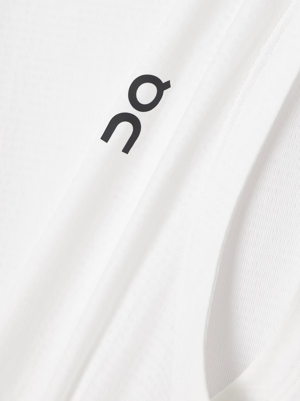 ON - Court Cropped Printed Stretch Recycled-drytec Tank - White