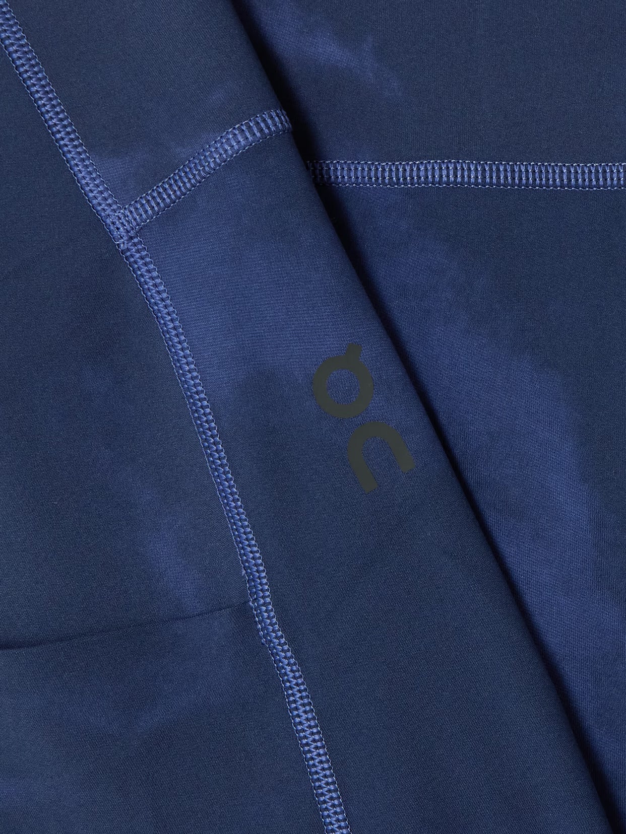 ON - Studio Printed Stretch Leggings - Blue