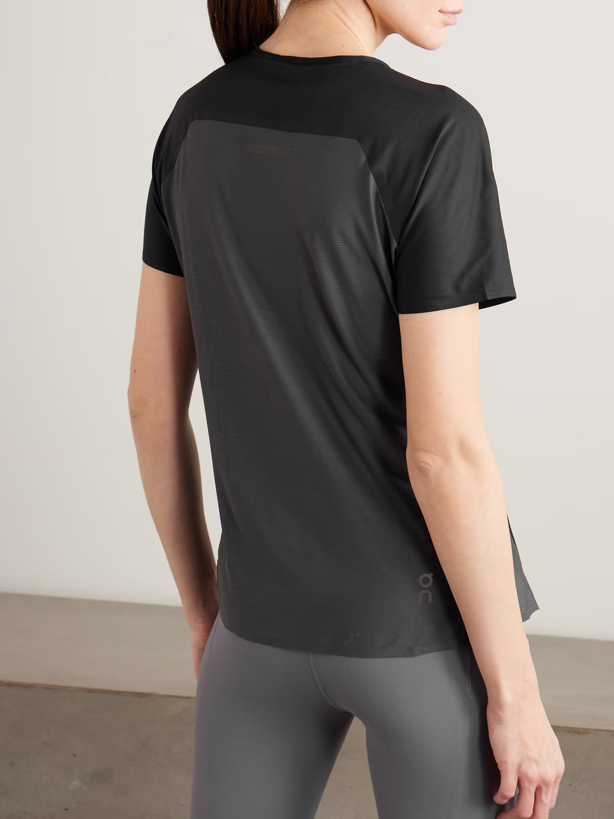 ON - Performance-t Stretch-mesh T-shirt - Black